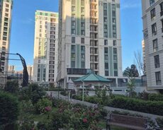 Zumrud Residence də 4 otaqlı mənzil satılır