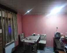 Sabunçuda həyət evi satılır
