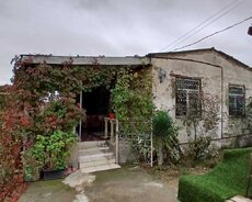 Buzovnada həyət evi satılır
