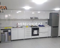 Белая кухонная мебель