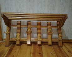 Продаётся вешалка для одежды б/у в хорошем состоянии.