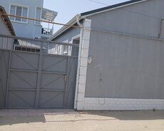 Дом во дворе в Мардакане
