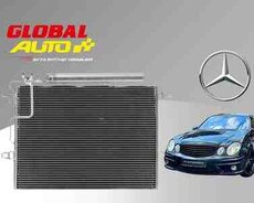 Радиатор кондиционера Mercedes W211
