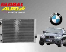BMW X5 E70 водяной радиатор