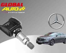Mercedes E-class W213 датчик воздуха в шинах