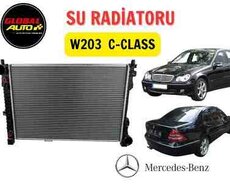 Mercedes C-class w203 водяной радиатор