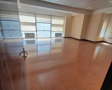 Сдается 3-комнатный офис площадью 120 кв. м в Хате