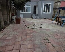 Binə Qəsəbəsində 4 otaqlı Həyət evi