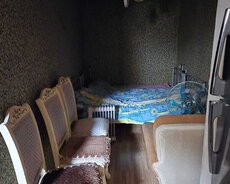 Дом во дворе, 2 комнаты Строители