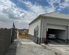 Продается застроенный участок площадью 60 соток в Новханиде.