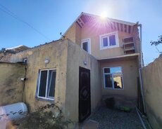 Maştağa Buzovna yolunda 4 otaqlı ev satılır