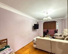 Xətai r, Şah İsmayıl Xətai m/s yanı