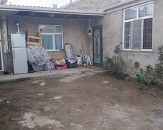Maştağa qəsəbəsində 3 otaqlı ev satılır