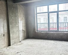 Satılır 3 otaqlı yeni tikili 145 m²