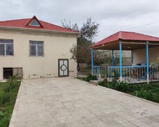 Maştağada həyət evi satılır