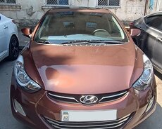 Hyundai Elantra 2014 günlük icarəsi