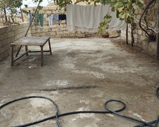 3 sotda həyət evi satilir