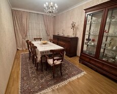 Xətai Hamam Sarayla üzbəüz qanuni 4 otaqlı mənzil