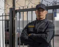 Binəqədi rayonunda yerləşən Anbara Mühafizəçi tələb olunur