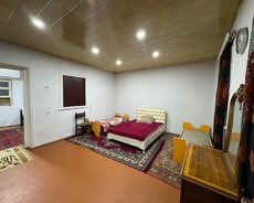 Nəsimi rayonu, 8 noyabr metrosu, Azər Əliyev küçəsi