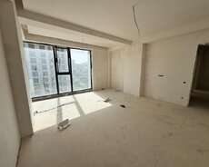 Yasamalda 3 otaqli mənzil satilir