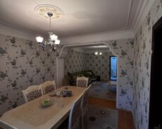 Qaraçuxurda məscidi yaxınlığında 4 otaqlı tam əşyalı mənzil