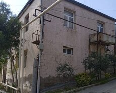 öküntü ilə baglı 2 mərtəbəli həyət evini