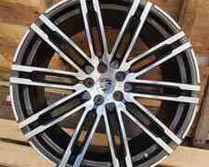 Porsche Macan diski R21