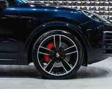 Porsche Cayenne təkəri R22
