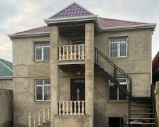 Savalan yaşayış massivində 4 otaqlı ev satılır