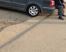 maşın satilir. isteyen elaqe saxlasin