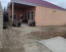 Maştağada həyət evi satılır
