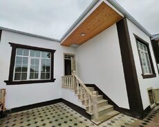 Savalanda həyət evi satılır