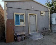 Maştağa qəsəbəsində həyət evi satılır
