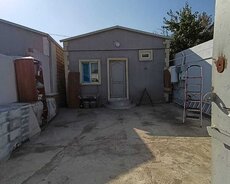 Maştağada həyət evi satılır