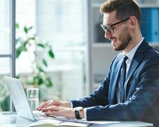 satış üzrə mütəxəssis