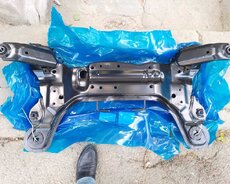 Hyundai Matrix / Lavita ön travers qabaq balka