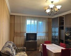 Gəncə prospektində 3 otaqlı əla mənzil