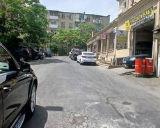 Nizami m/st ətrafında