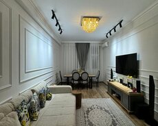 Zığ qəsəbəsi Zığ Storeun binasında 2 otaqlı tam təmirli mənz