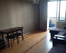 Əhmədli metrosu yaxınlığında 3 otaqlı tam əşyalı mənzil