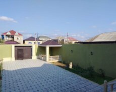 Meştsağada həyət evi satilir