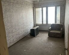 Gənclik m/s yaxın 2 otaqlı mənzil satılır