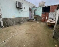 Maştağada lider marketin arxasinda