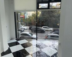 Təhsil Nazirliyinin yanında obyekt icarəyə verilir