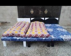 Kravatlar taxtlar döşəklər