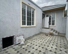 Həyət evi satılır