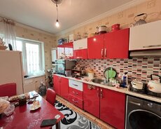 Həyət evi satılır