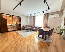 Köhnə Günəşlidə 3 otaqlı əla mənzil