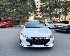 Hyundai Elantra 2019